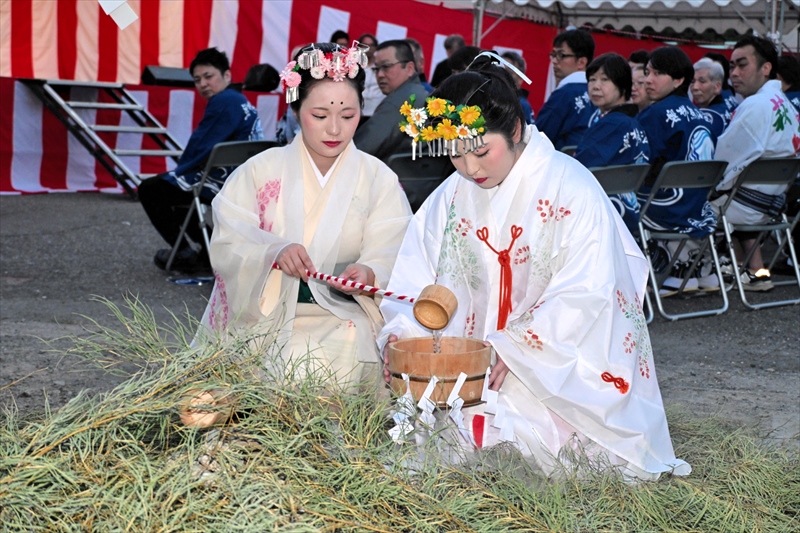 献湯祭、恵みに感謝　１０日まで「萩姫まつり」　福島県郡山市の磐梯熱海温泉
