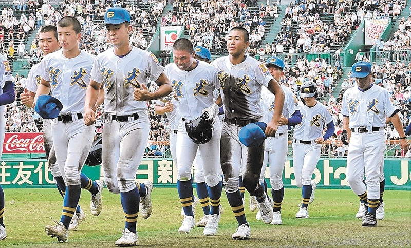初戦敗退　福島県代表の聖光学院　山梨学院に２－６　夏の甲子園
