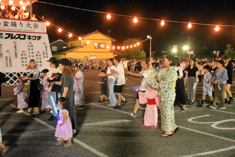 節目の第５０回記念大会　福島県相馬市で相馬盆踊り　６７０人が踊り、花火も彩る　６０００人の来場者でにぎわう