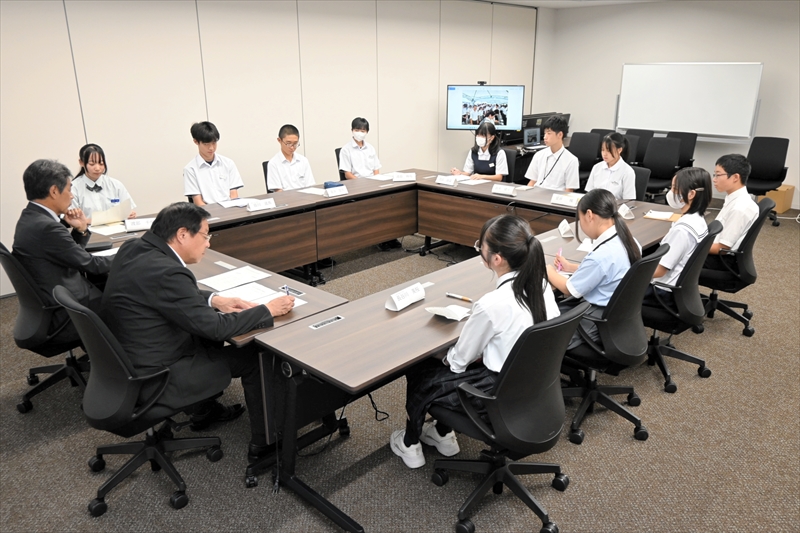 平和の尊さを次代に　広島訪問の福島県会津若松市の中学生　現地で改めて被害の甚大さ実感　報告会で決意披露