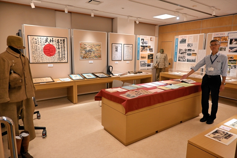 現代に伝える「暮らしの中の戦争」　福島県会津美里町の郷土資料館「さとりあ」で特別展