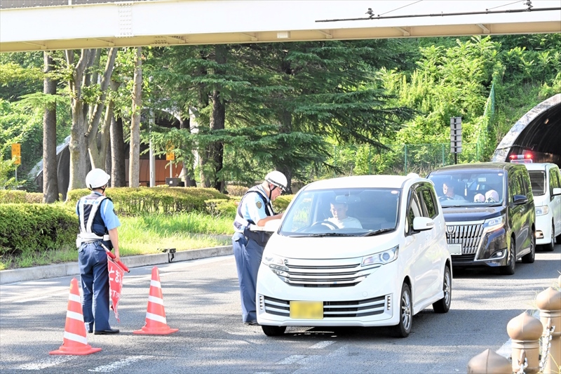 悲惨な事故は起こさせない！　福島署、飲酒運転撲滅へ　国道１３号信夫山トンネル付近で大規模検問