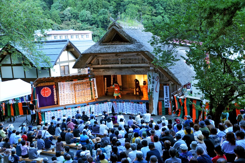 昼間に上演された檜枝岐歌舞伎