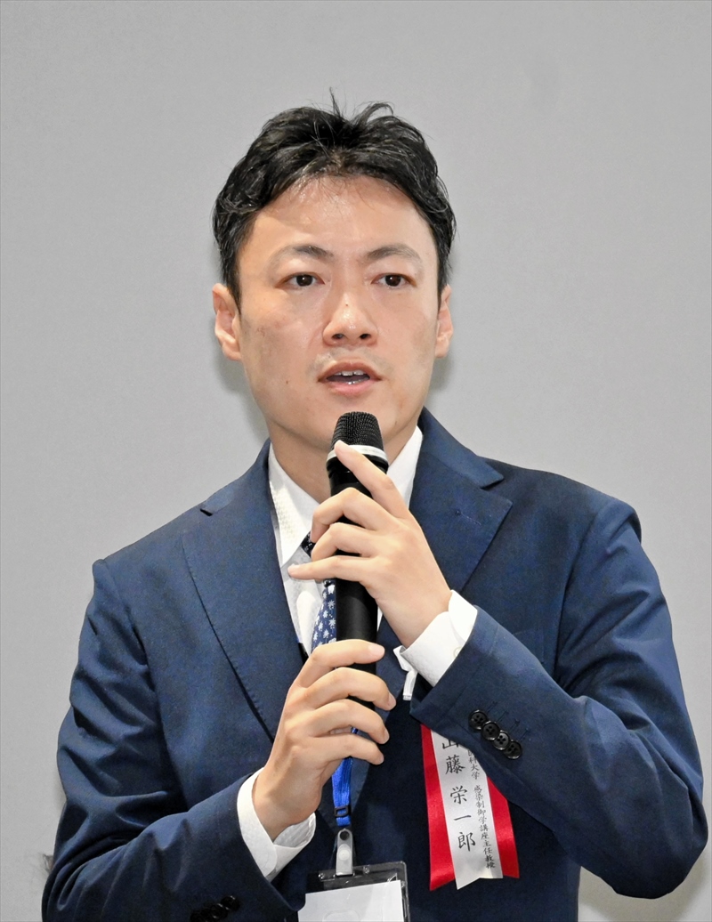 新型コロナウイルスの現状を解説する山藤教授