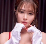 「推し撮」込山榛香＝『週刊SPA!』 8月26日号　撮影：田川雄一