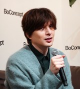 私物を取り入れたリビングルームを公開した城田優 （C）ORICON NewS inc.