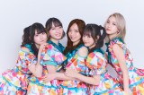 劇中アイドル「ハッピー☆ファンファーレ」の（左から）桜ひなの、今村美月、齊藤京子、仲村悠菜、小川未祐（C）2025「恋愛裁判」製作委員会
