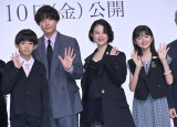 映画『秒速5センチメートル』完成報告会に登壇した（左から）上田悠斗、松村北斗、高畑充希、白山乃愛 （C）ORICON NewS inc.