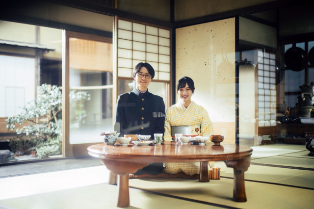 連続ドラマW-30『ながたんと青と -いちかの料理帖-2』に出演する(左から)作間龍斗、門脇麦