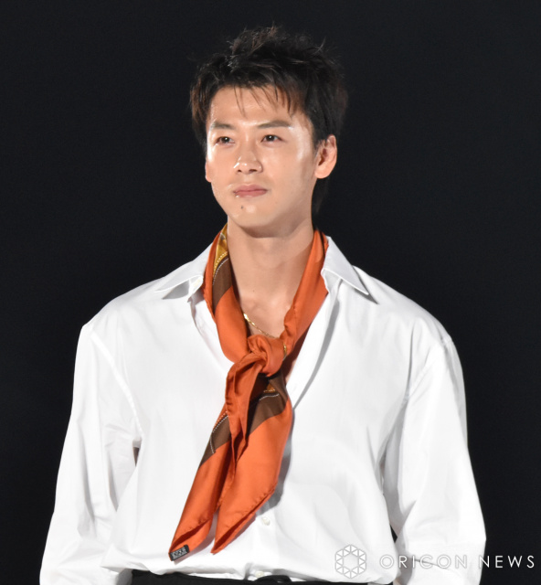 『第41回 マイナビ 東京ガールズコレクション 2025 AUTUMN/WINTER』に出演した竹内涼真 (C)ORICON NewS inc.