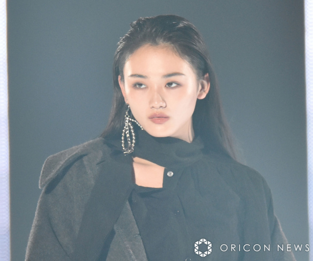 『第41回 マイナビ 東京ガールズコレクション 2025 AUTUMN/WINTER』に出演した櫻坂46・山崎天 (C)ORICON NewS inc.