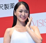 きらめく美肌を披露した菅井友香 （C）ORICON NewS inc.