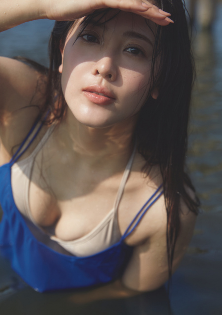 『週刊プレイボーイ』38&39合併号(集英社)に登場する山本ひかる (C)三宮幹史/集英社