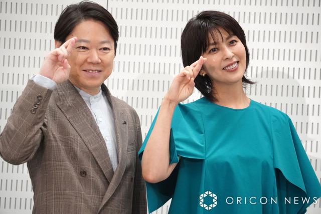 最終話をアピールした(左から)阿部サダヲ、松たか子 (C)ORICON NewS inc.