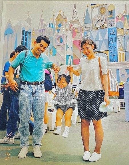 30年前のチャグさん一家。みんないい笑顔!