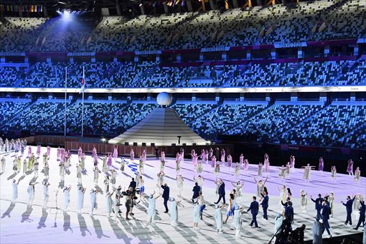 各国選手団が入場行進