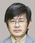上妻　敬二