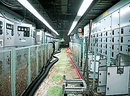 水に漬かった福島第一原発１号機の電源盤＝東京電力の社内事故調の最終報告書より